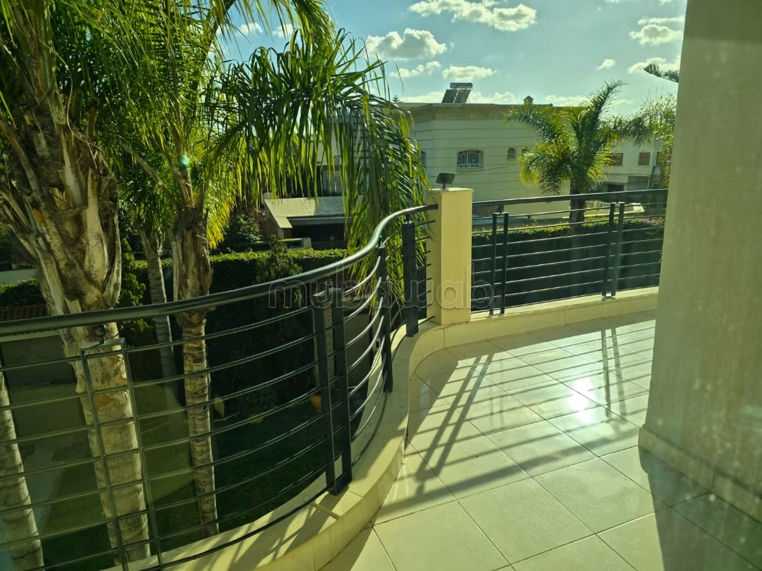 Grande villa à vendre quartier polo