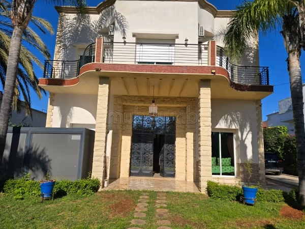 Grande villa à vendre quartier polo