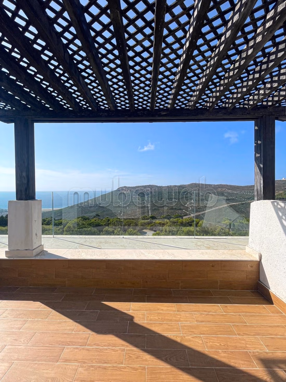 Villa d’exception à louer – luxe, confort et vue panoramique