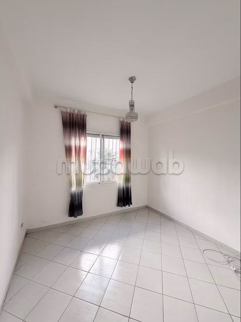 Appartement à vendre – Emplacement idéal — 5