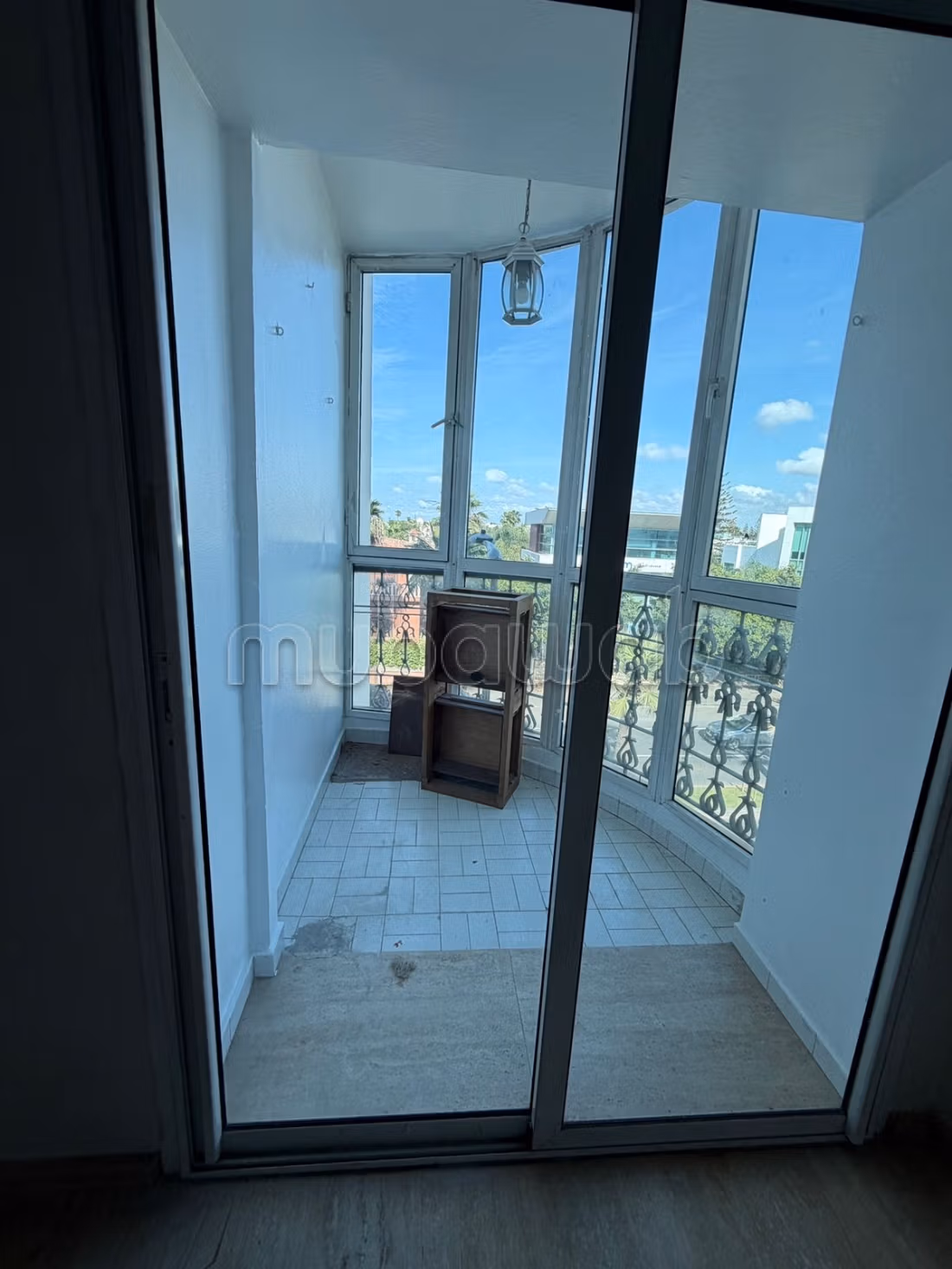 Empty apartment for rent – California / Taddart