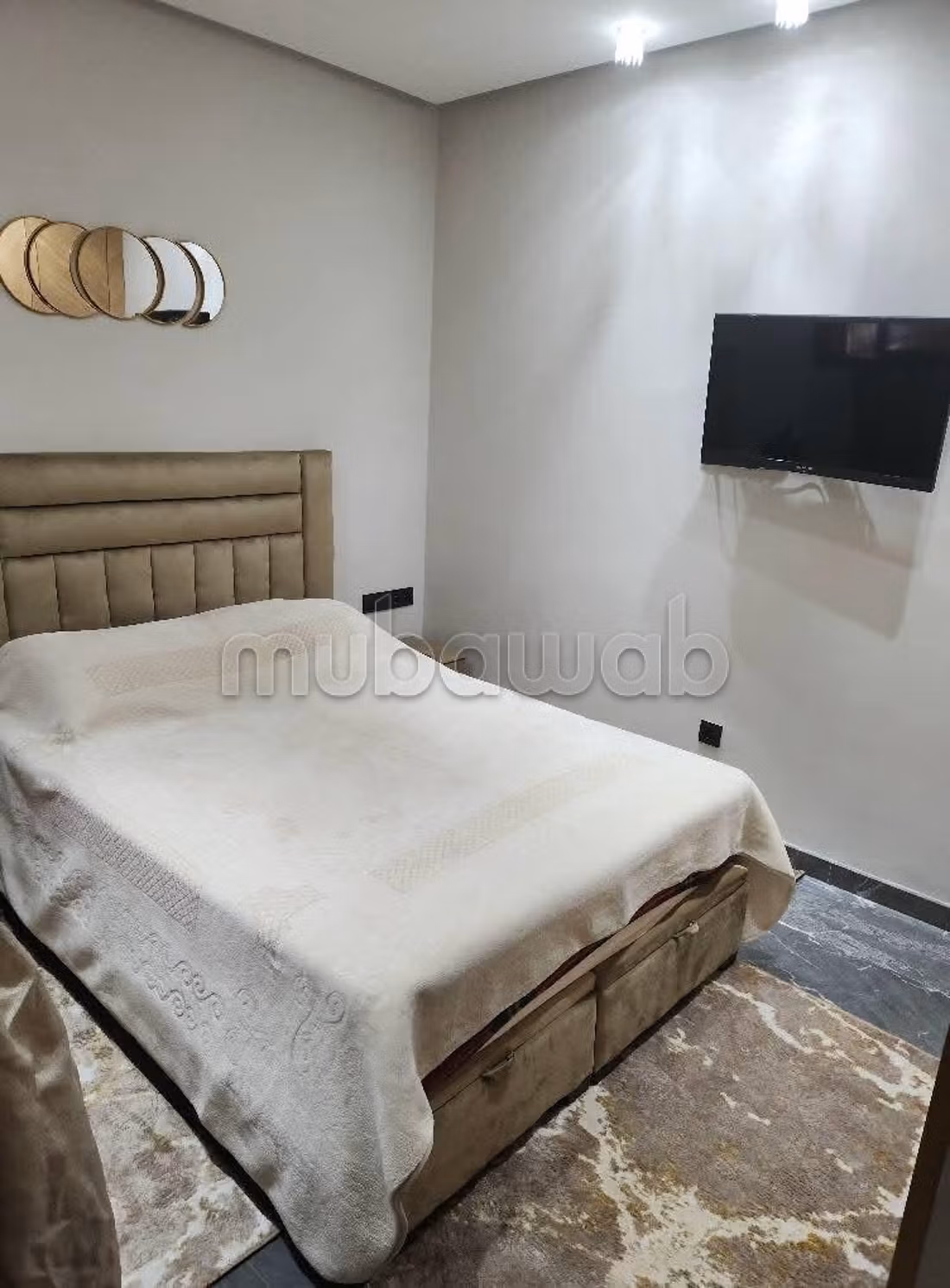 Appartamento molto bello in affitto a Ouasis. 1 camera da letto. Ben arredato