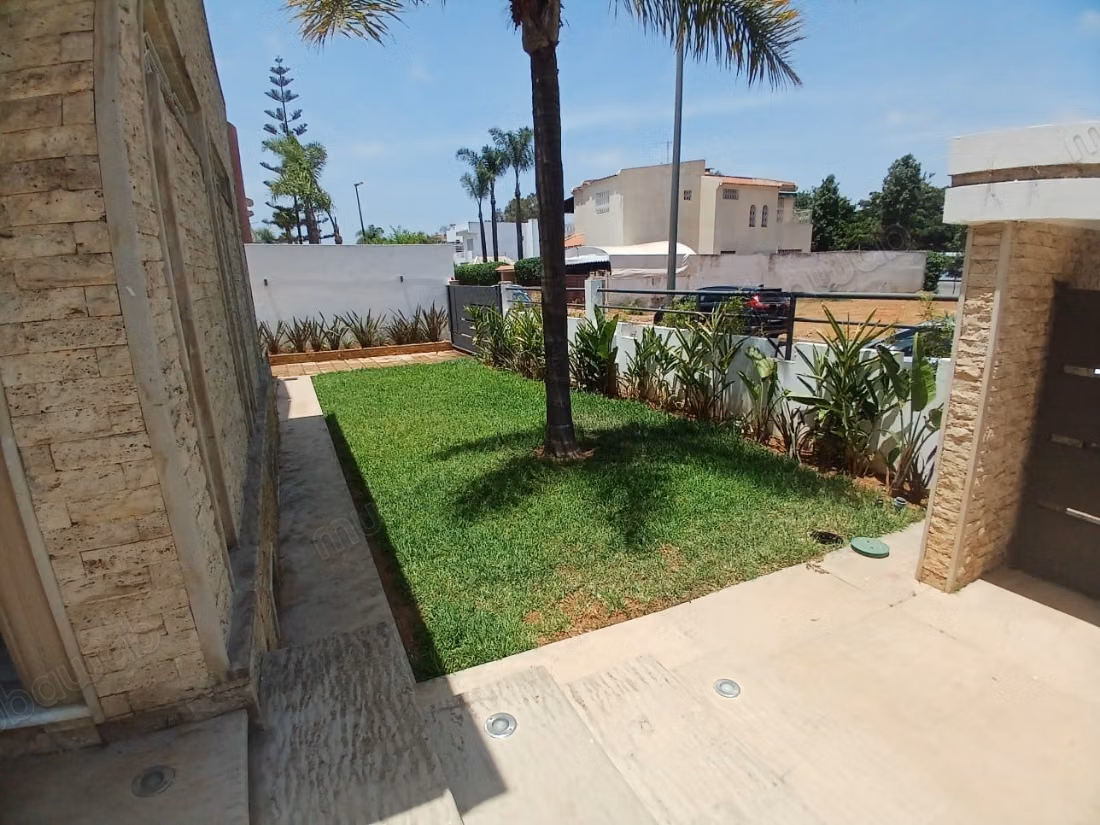 Une magnifique villa meublée à vendre
