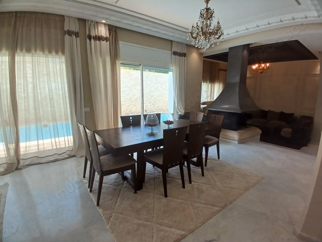 Une magnifique villa meublée à vendre