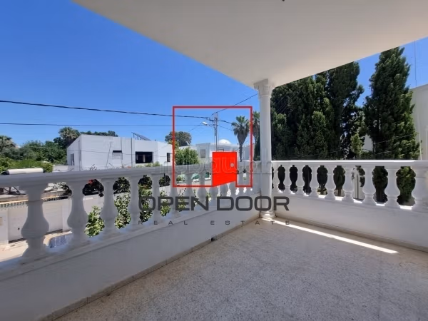 Etage de villa s2 à la Marsa