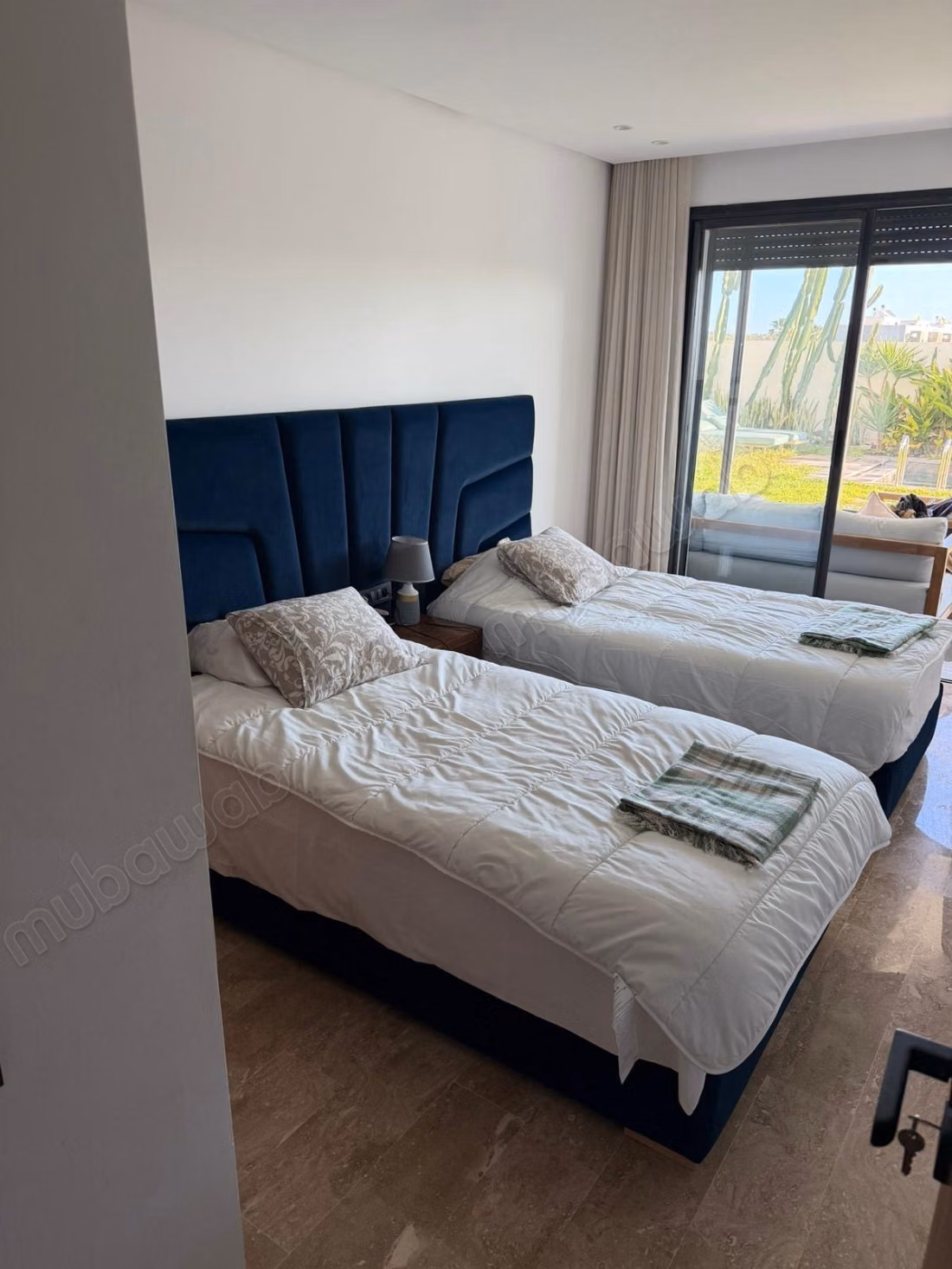 Top ground floor apartment furnished for rent in Dar Bouazza