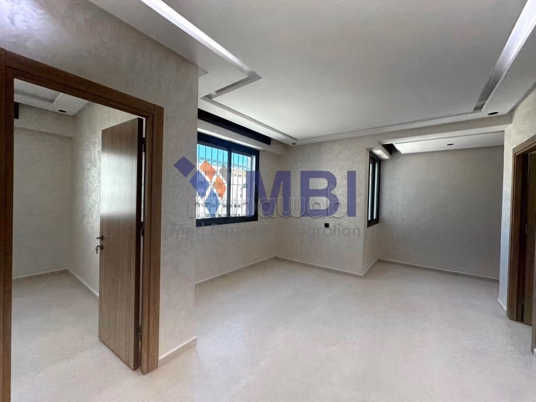 Appartement à Vendre à centre ville V. C. T. 2137 — 4