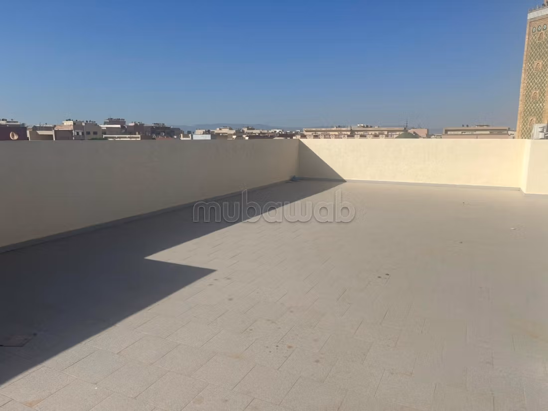 Casa de lujo con locales comerciales Kortoba