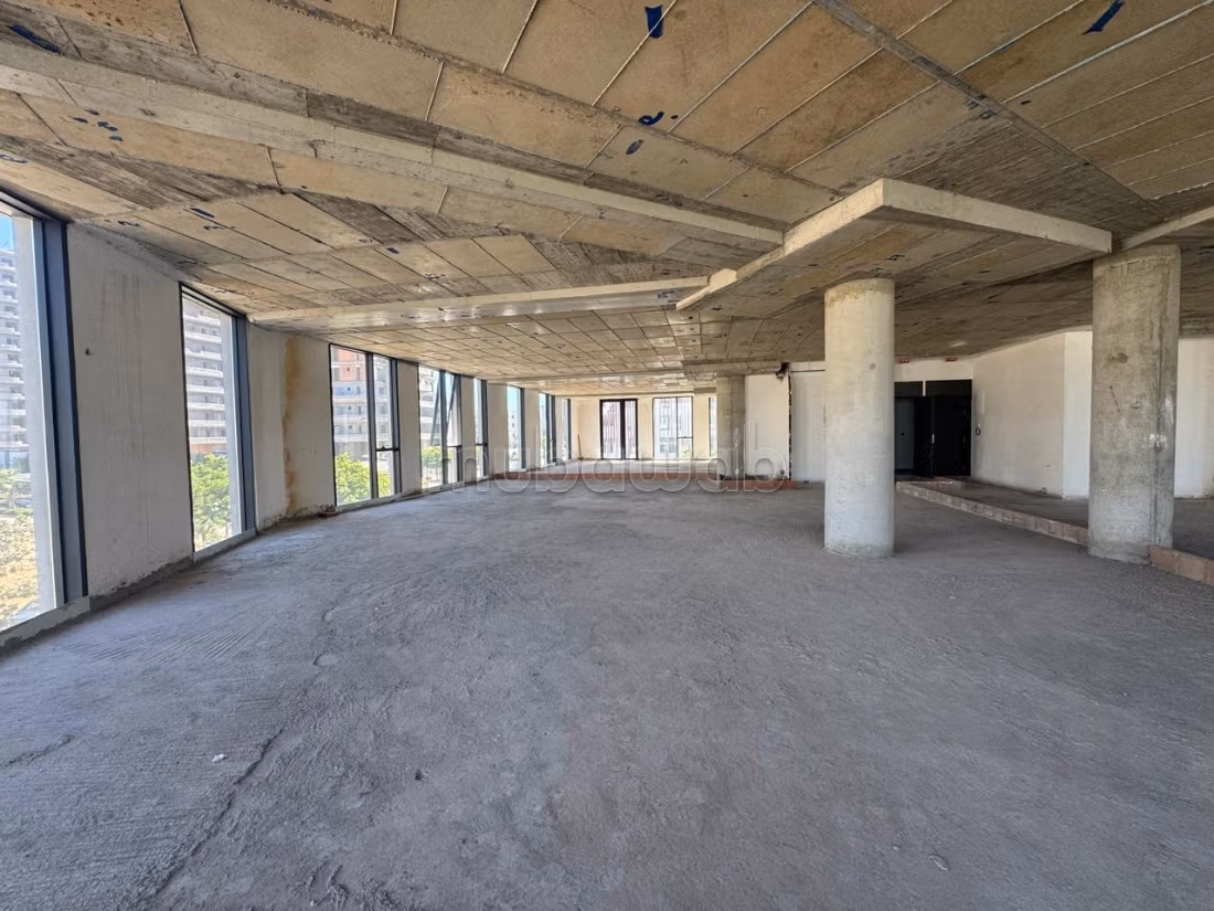 Ufficio Nuovo 1776 M² In Affitto A CFC