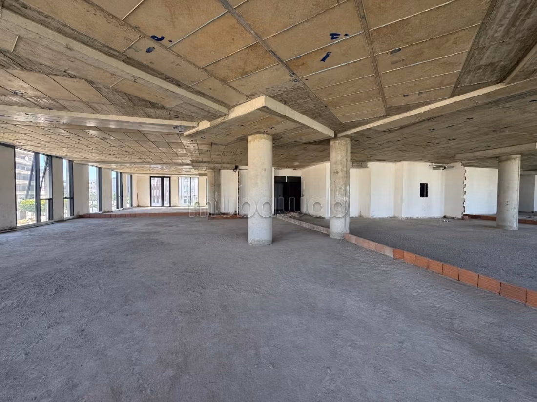 Ufficio Nuovo 1776 M² In Affitto A CFC