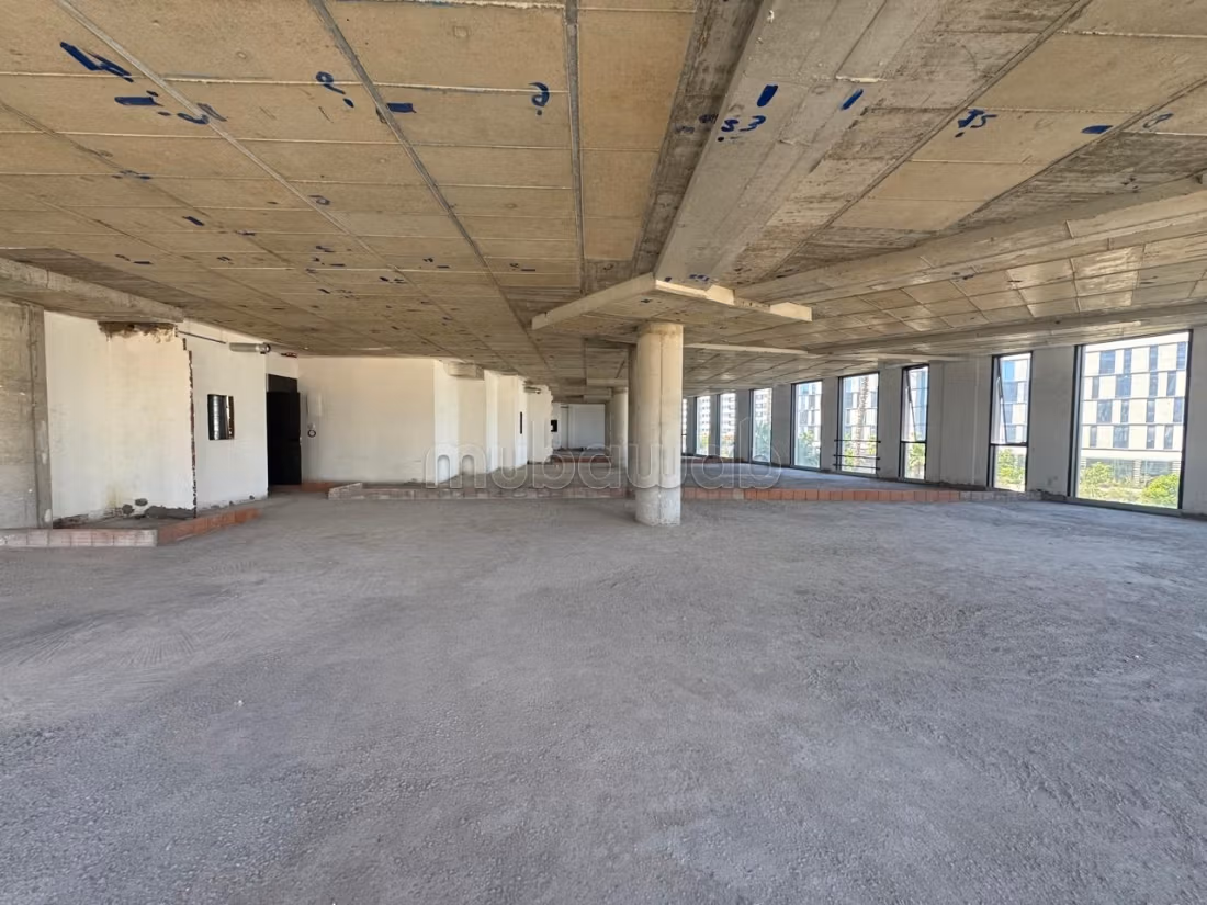 Ufficio Nuovo 1776 M² In Affitto A CFC