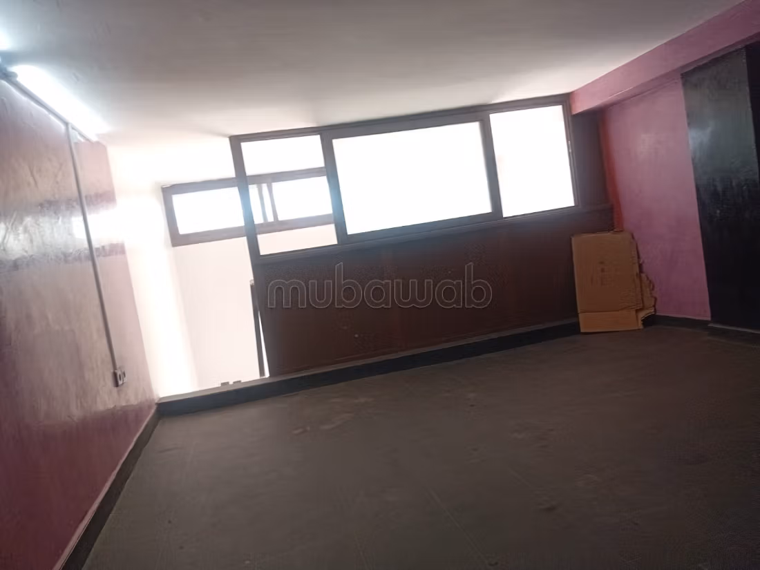 Oficinas en venta en Al Azhar. Superficie 40 m²