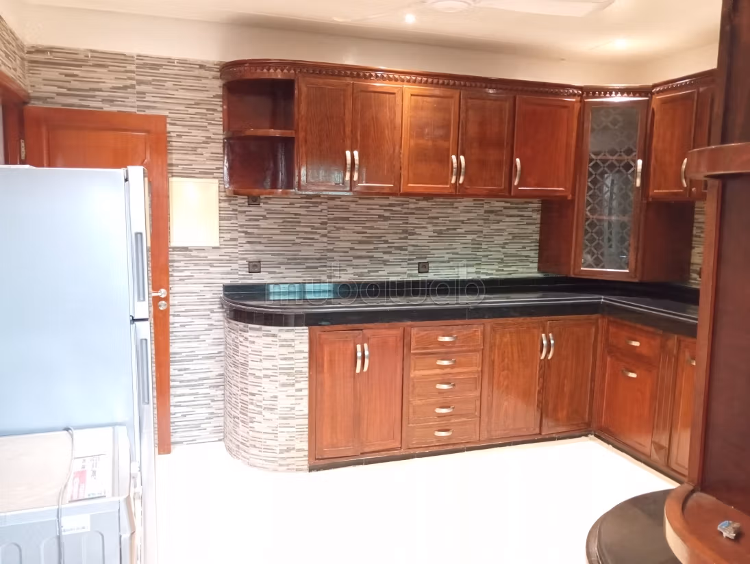 Appartement 150 m² à Champ de course — 12
