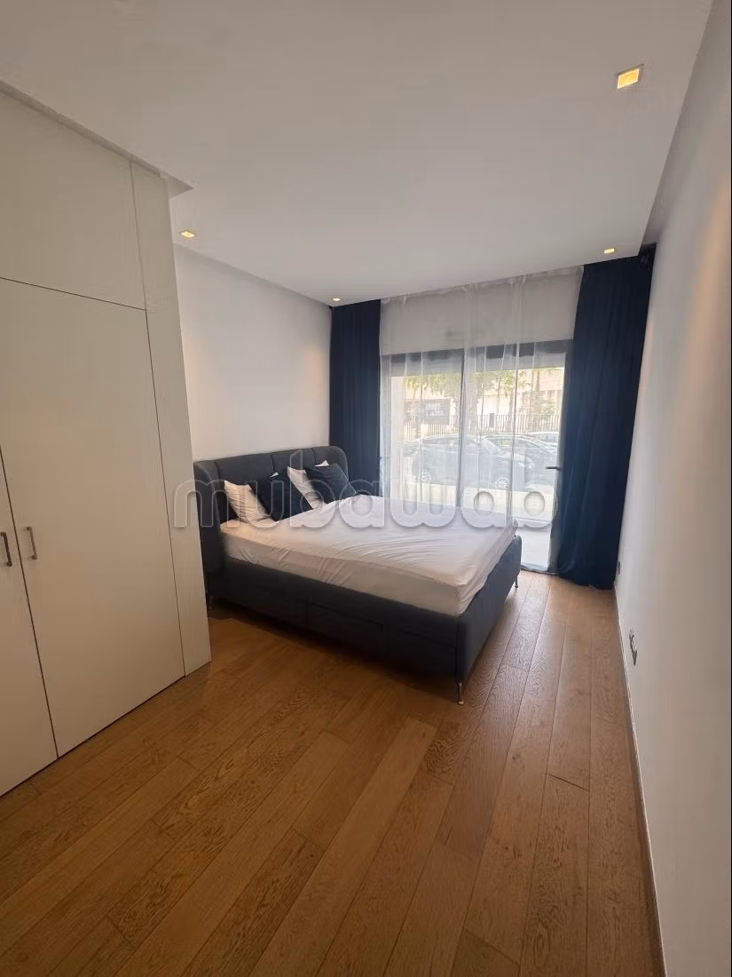 Location d'un appartement à Casablanca Finance City. 2 grandes pièces. Meublé — 5