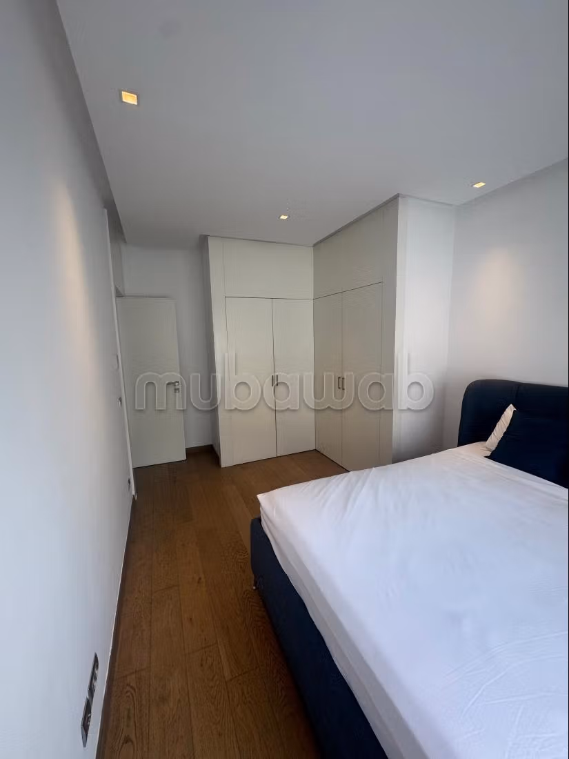 Location d'un appartement à Casablanca Finance City. 2 grandes pièces. Meublé — 6