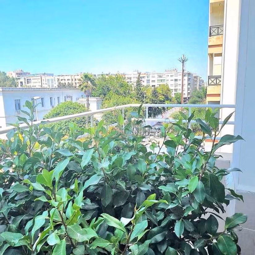 Appartamento in Vendita di 118.0 m² a Casablanca, Ospedali