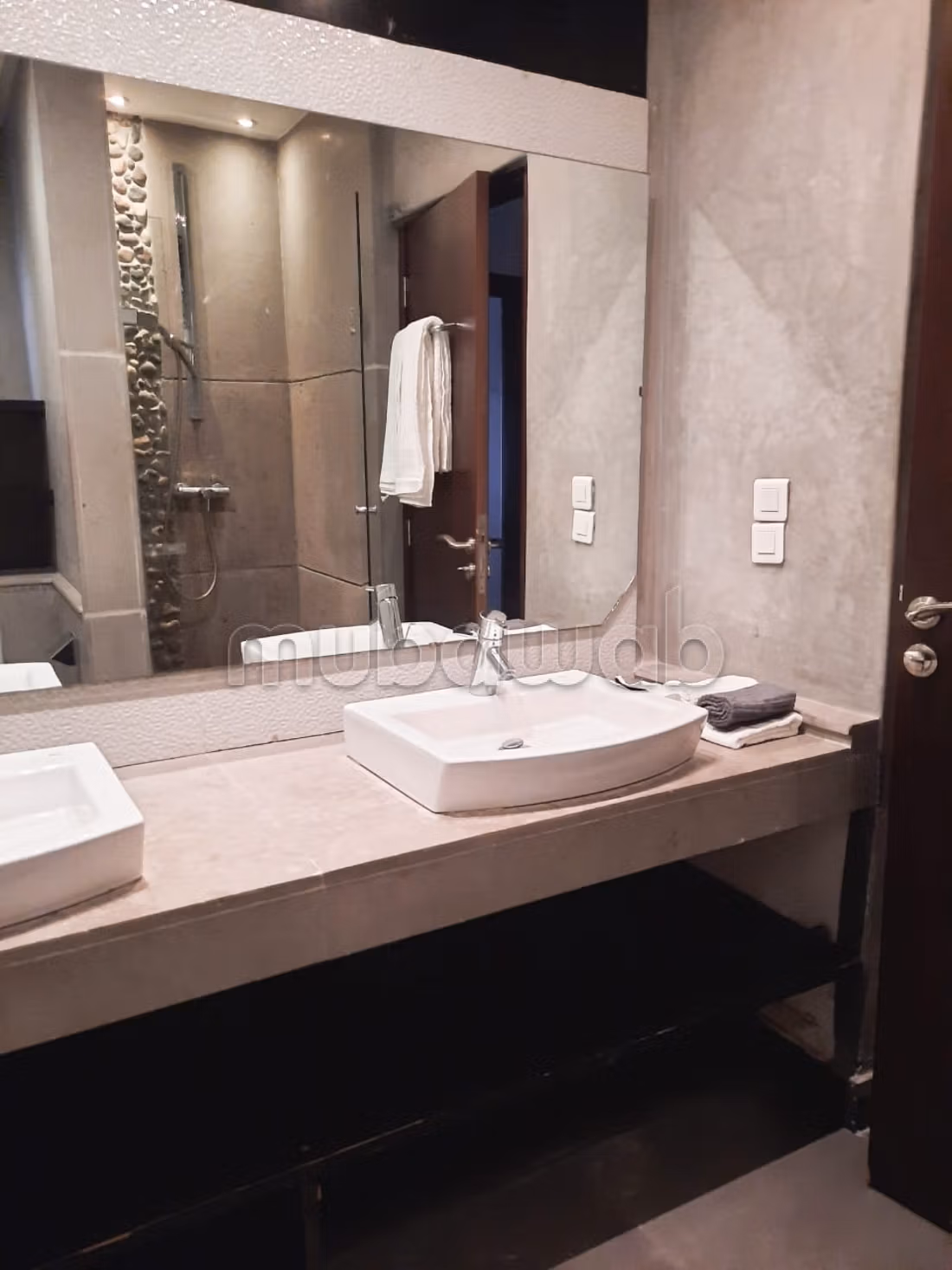 Appartement 155 m² f Triangle d'Or — 9