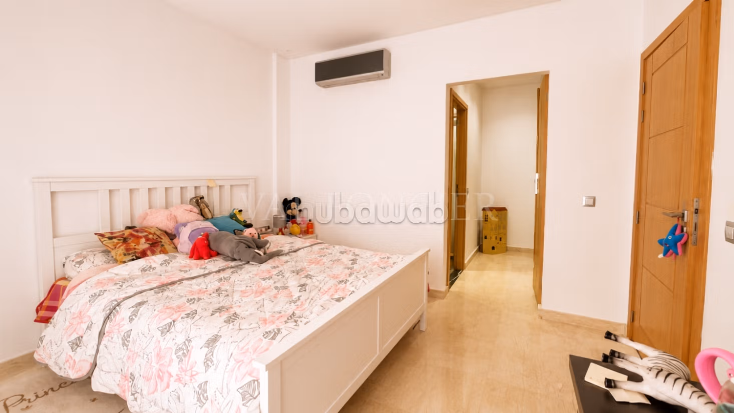 Location villa meublée moderne 4chambres avec jardin, Tamaris