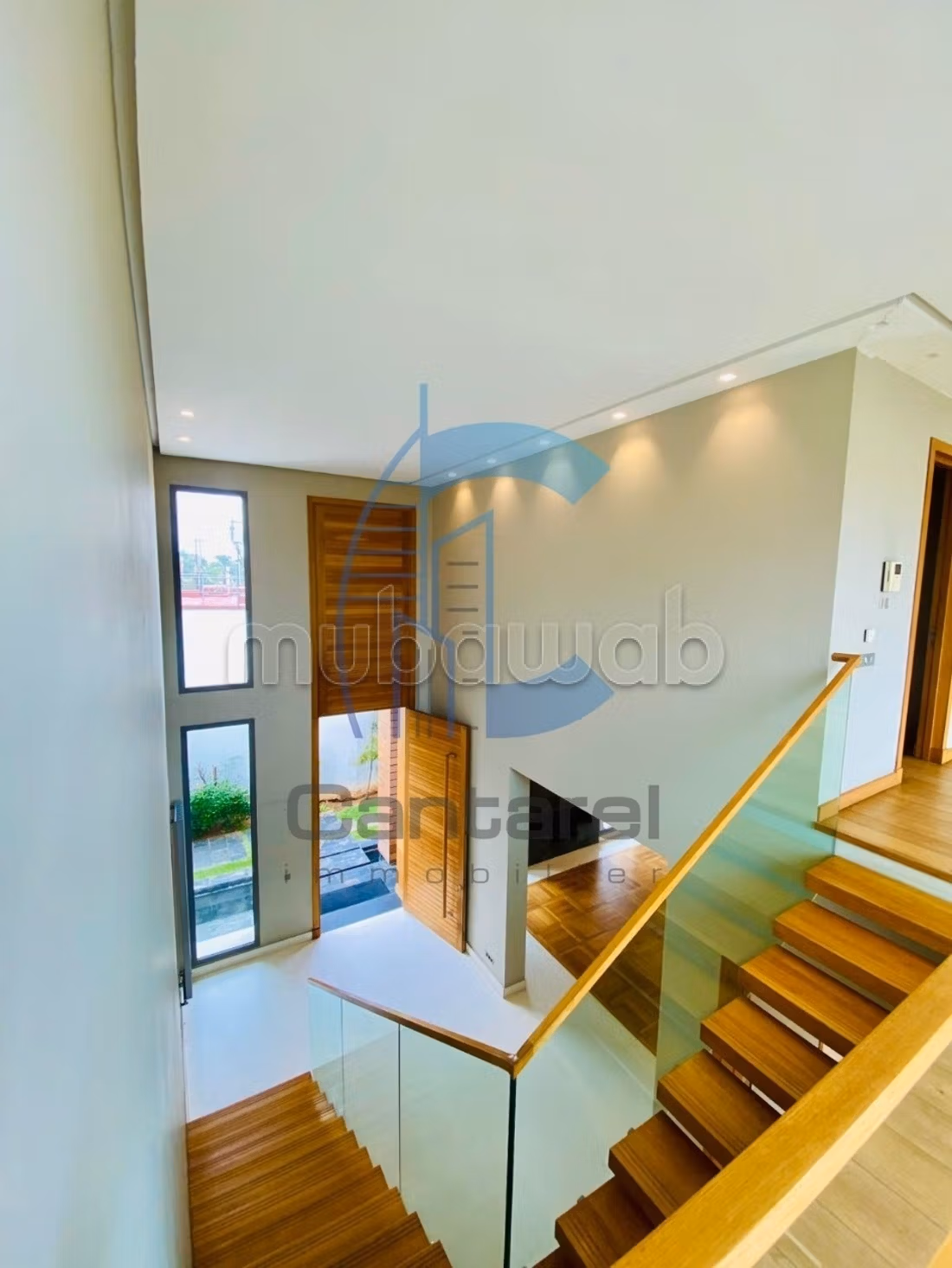 Villa de standing à la vente 
Quartier Oasis 
15 000 000 dhs