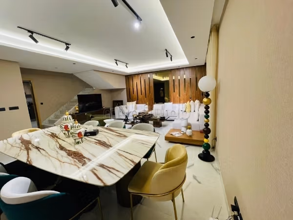 Trés beau duplex à vendre à la ville verte