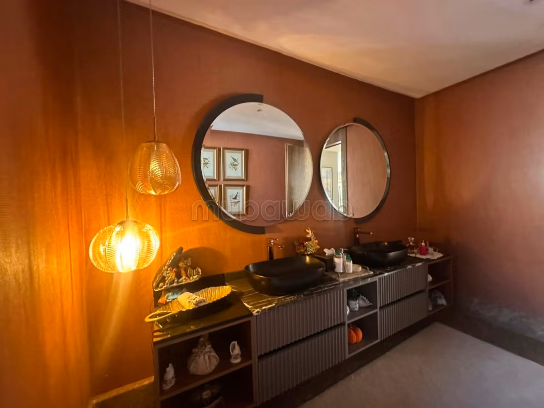 Magnifica Villa Arredata di Prestigio in Affitto - Souissi, Rabat