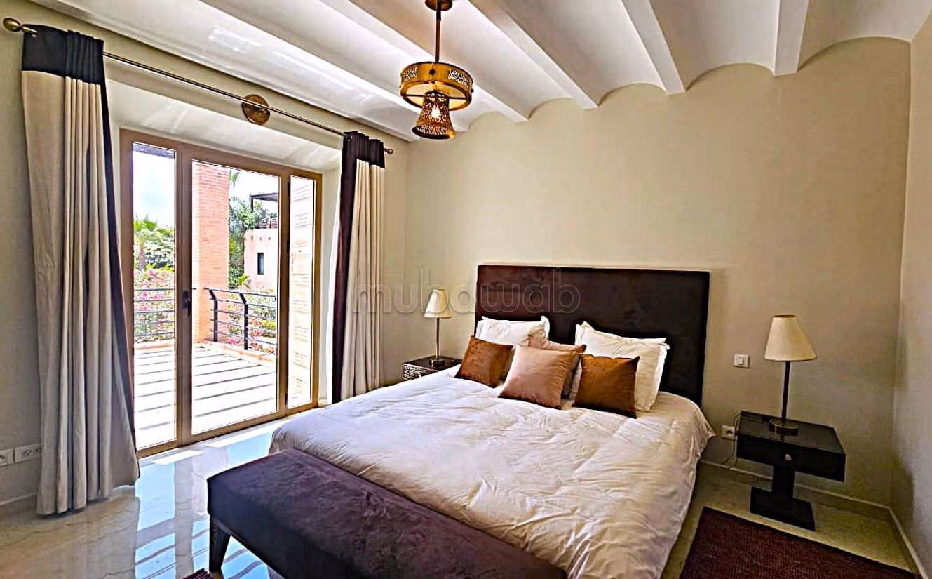 Moderne villa te koop in Golf Amelkis