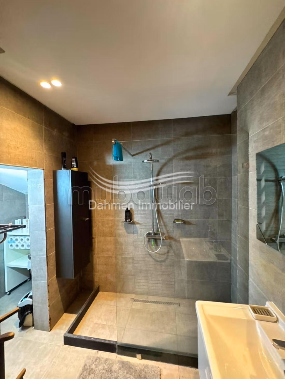 Annual Location - Detached Villa