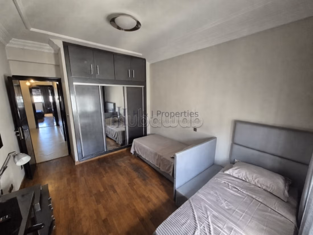 T4 meuble de 140m² 
3 chambres