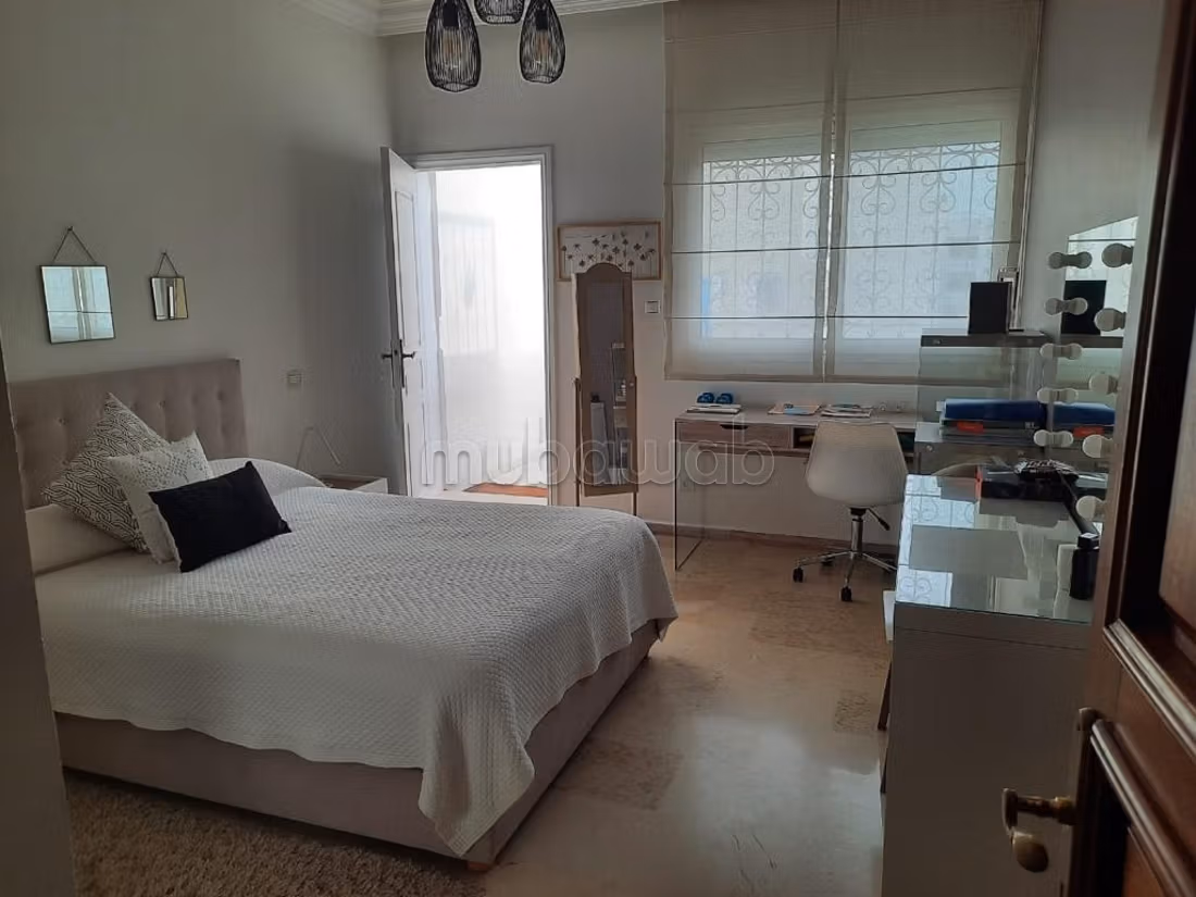 Appartement a vendre triangle d'or 
3 chambres