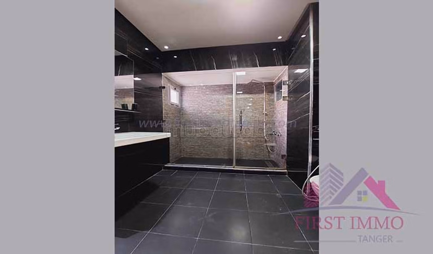 Lumineux Appartement Meublé Sur Lotinord a louer — 6