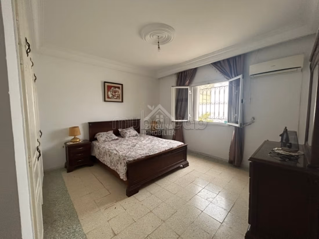 A vendre une villa à Raoued