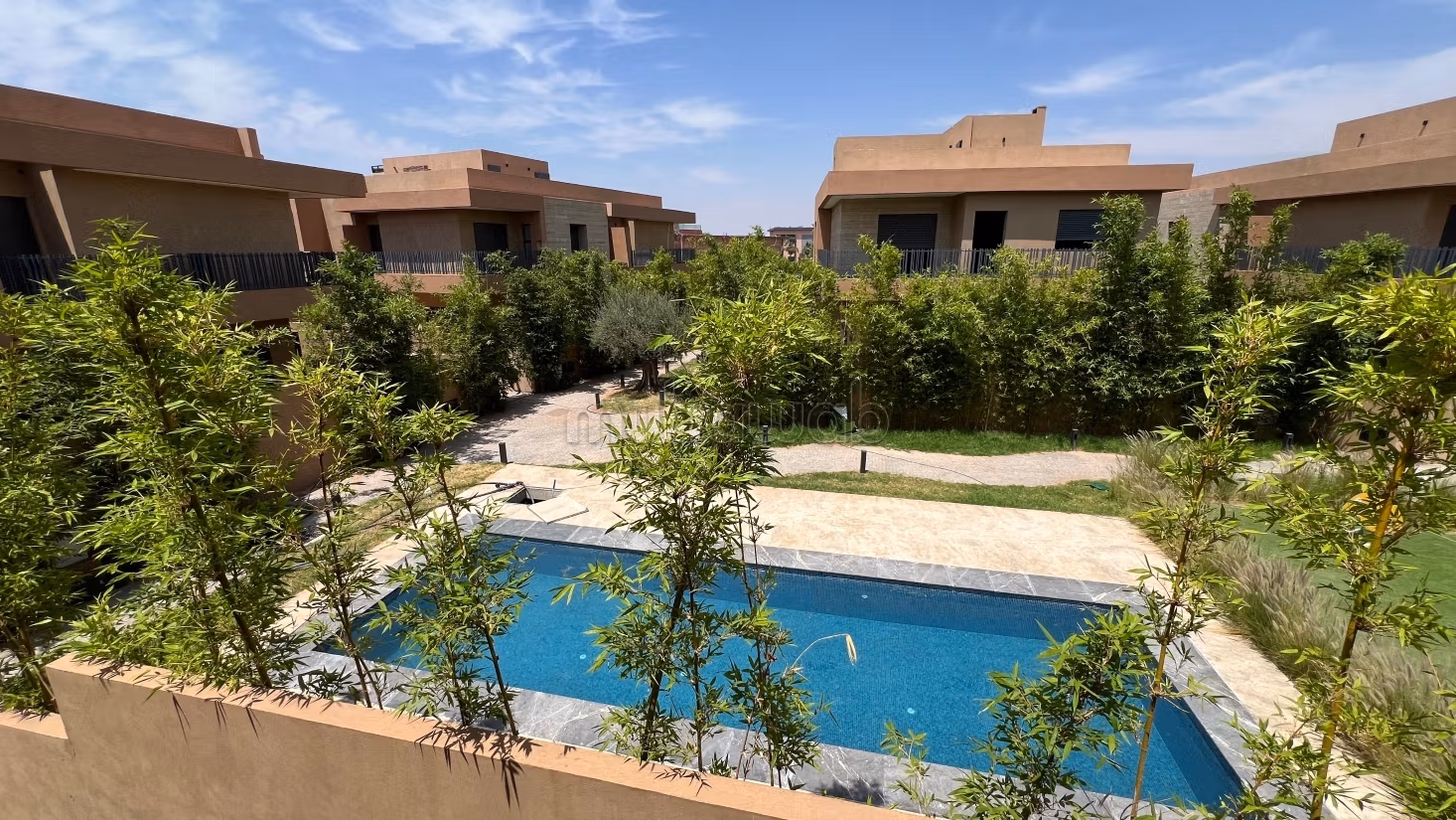 Villa jumelée très bon emplacement 
Agdal Marrakech