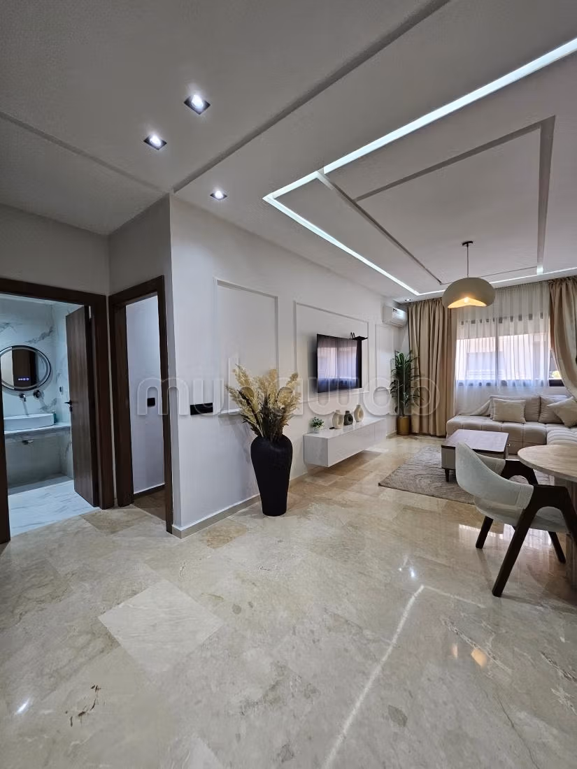 Appartement F2 résidence piscine — 5