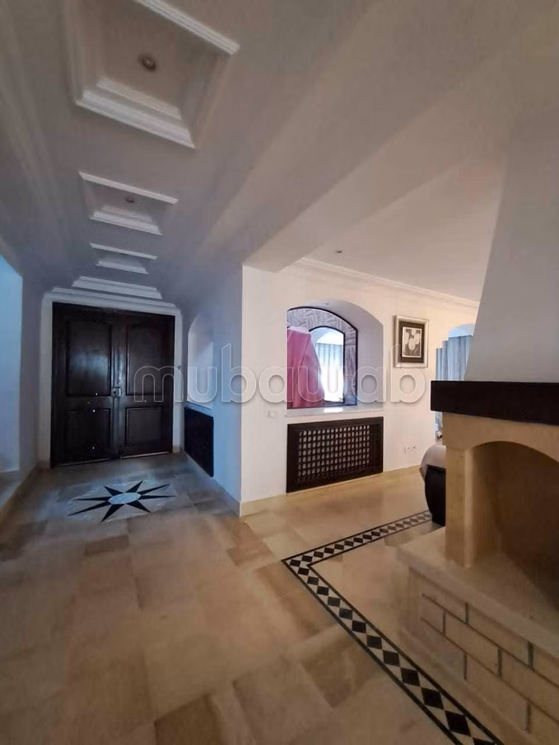 Una magnifica villa con piscina sulla spiaggia di Fatha