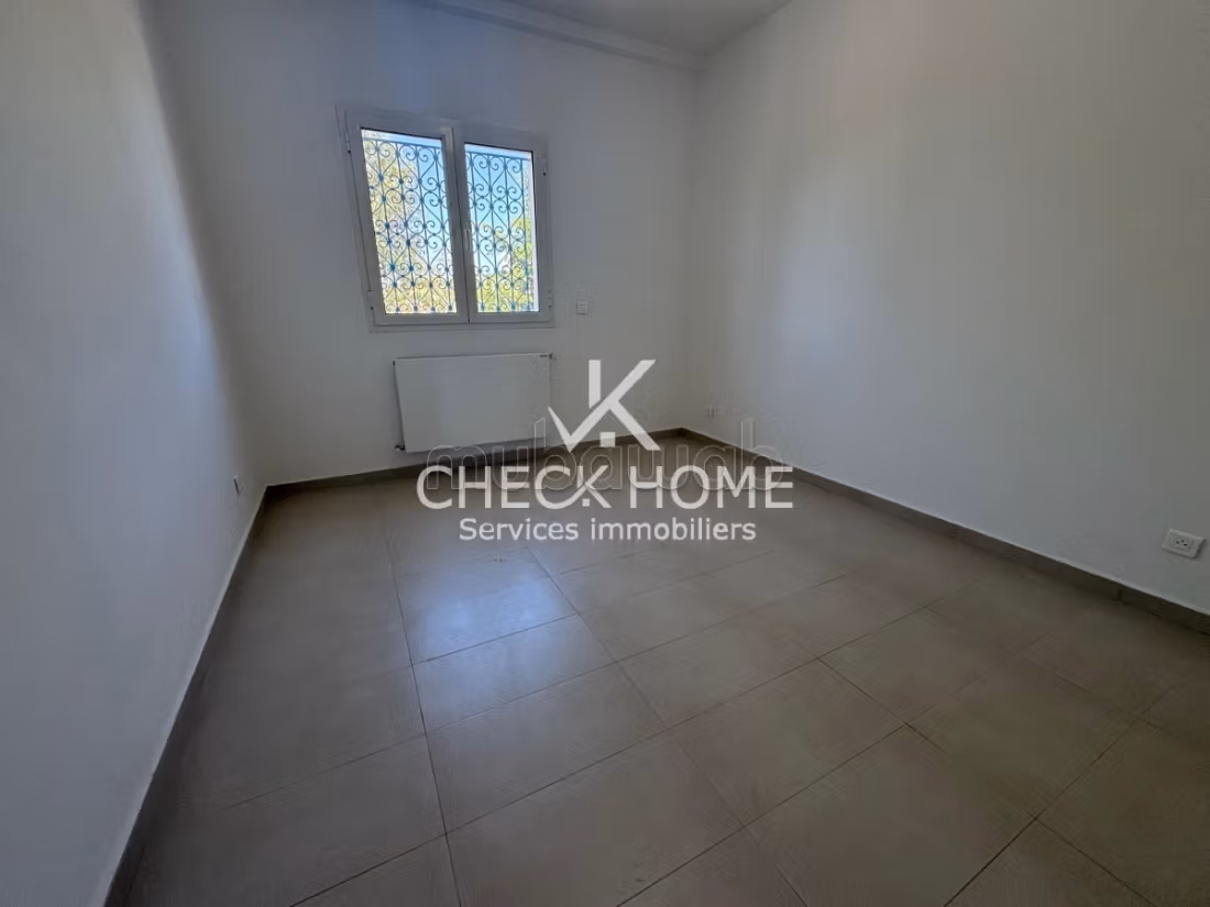 Location Annuelle villa s4 vide à Jinen Hammamet