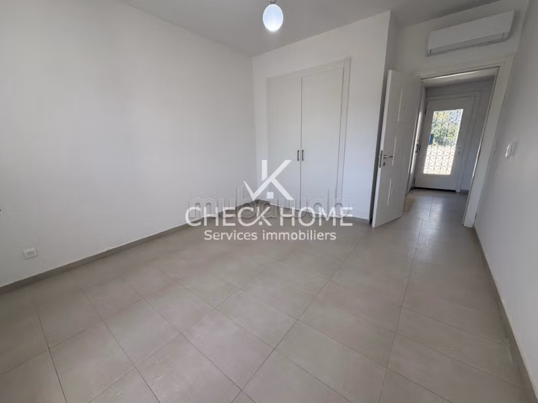 Location Annuelle villa s4 vide à Jinen Hammamet