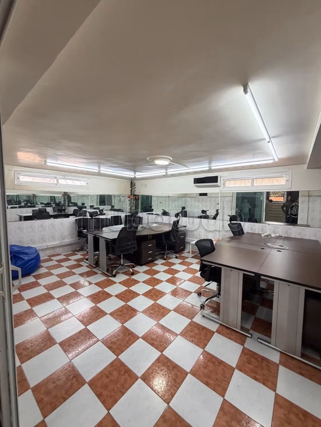 Villa per uso ufficio in affitto