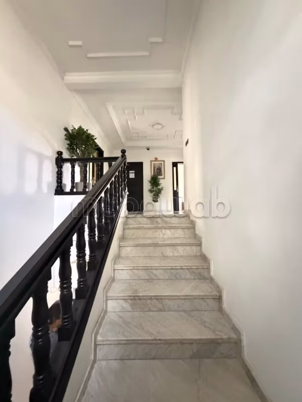 Villa per uso ufficio in affitto