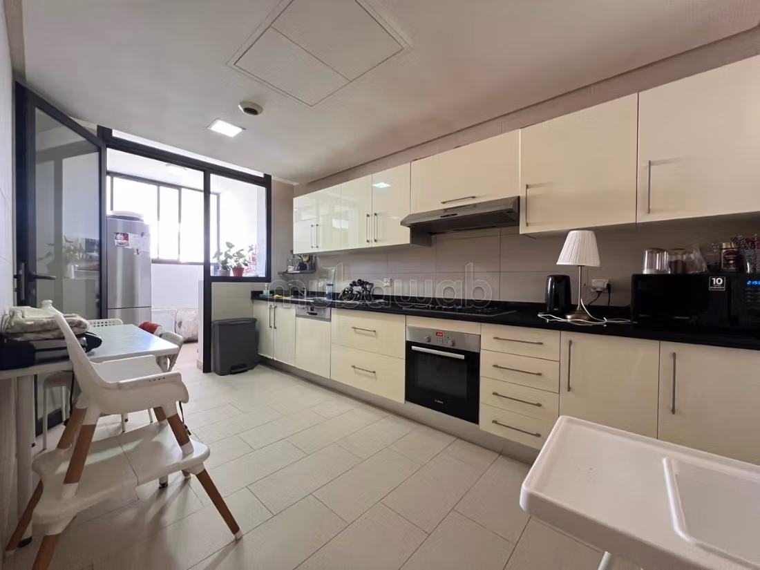 À louer – appartement meublé de standing – orangerie / suissi, rabat — 2