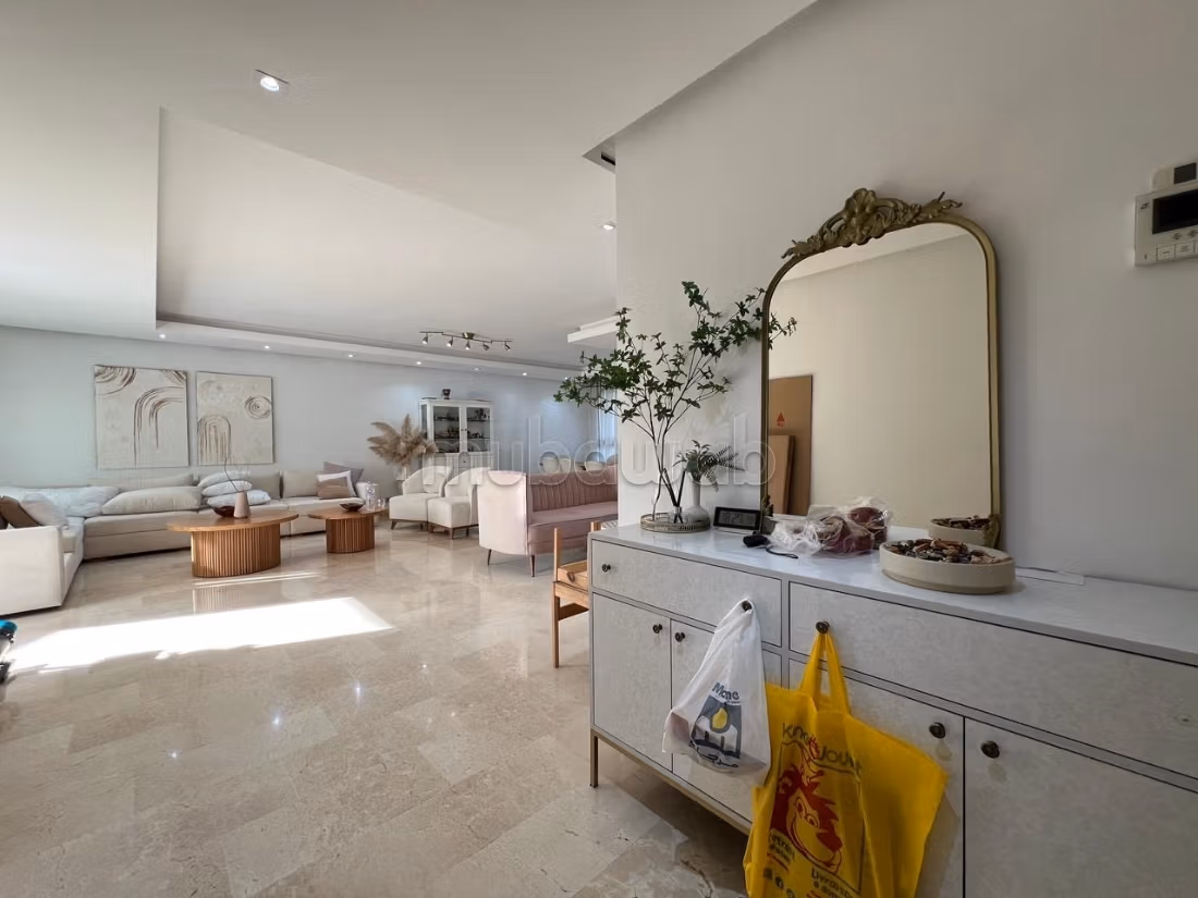 À louer – appartement meublé de standing – orangerie / suissi, rabat — 3