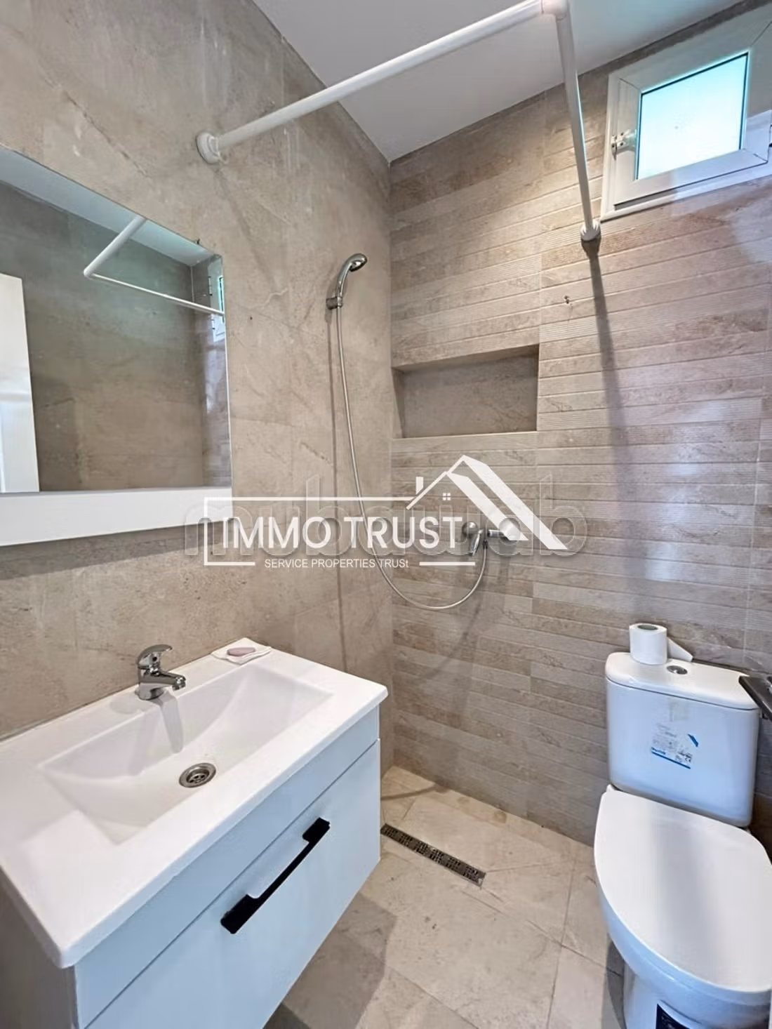 Studio S0 indipendente a La Soukra
