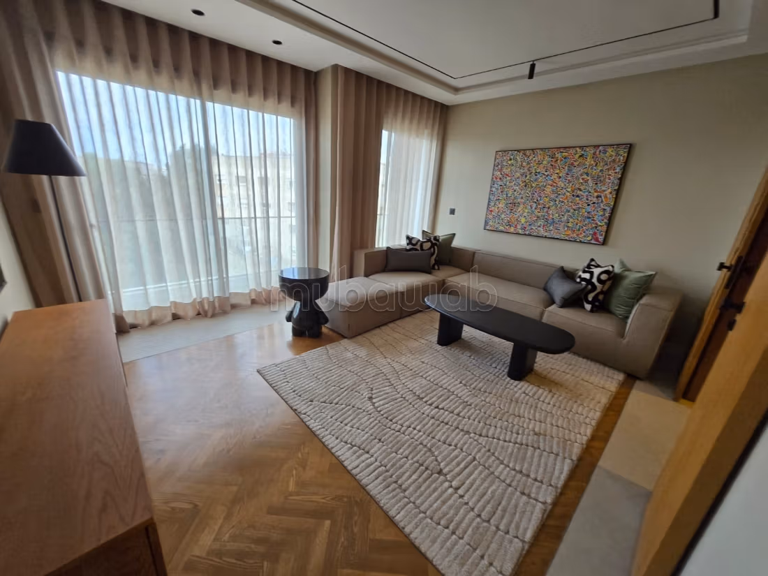 Louez cet appartement à CIL Hay Salam. 
Superficie 54 m². 
Bien meublé — 2
