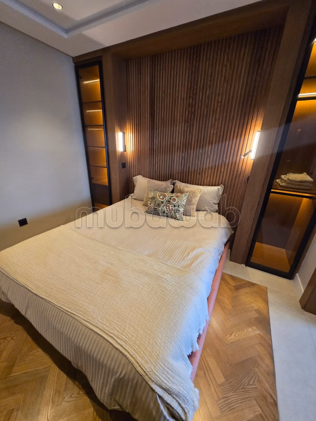 Louez cet appartement à CIL Hay Salam. 
Superficie 54 m². 
Bien meublé — 6