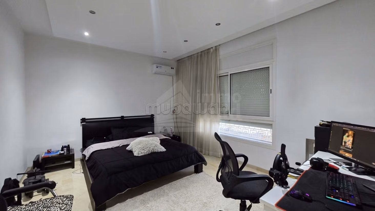 A vendre villa S5 avec piscine à La Soukra