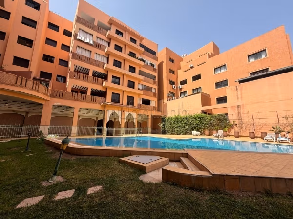 Rent an apartment in Guéliz. 2 rooms. Storage unit