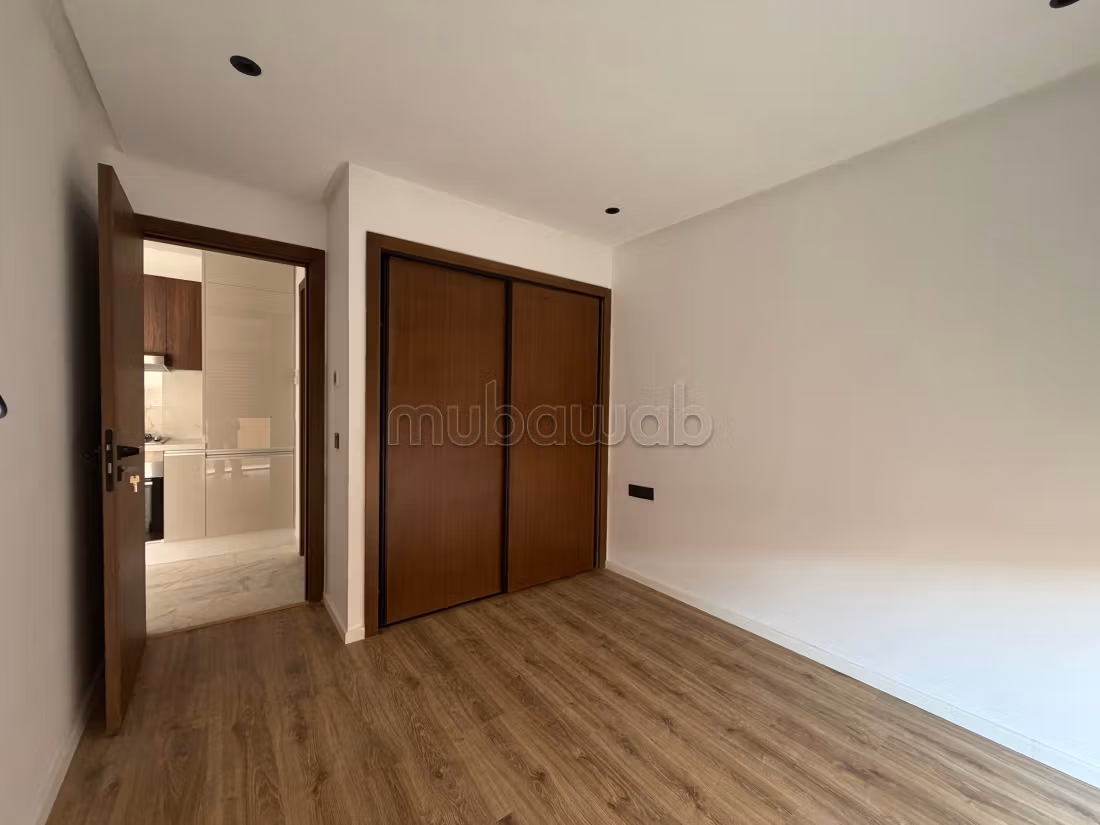 Appartement à louer à Guéliz. Surface 40 m². Gardien et climatisation — 4