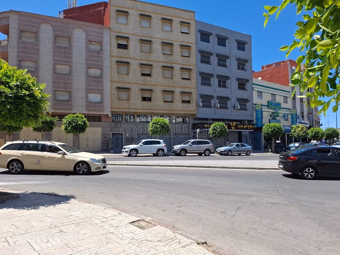 Maison 4 étages, 2 façades au quartier Drissia