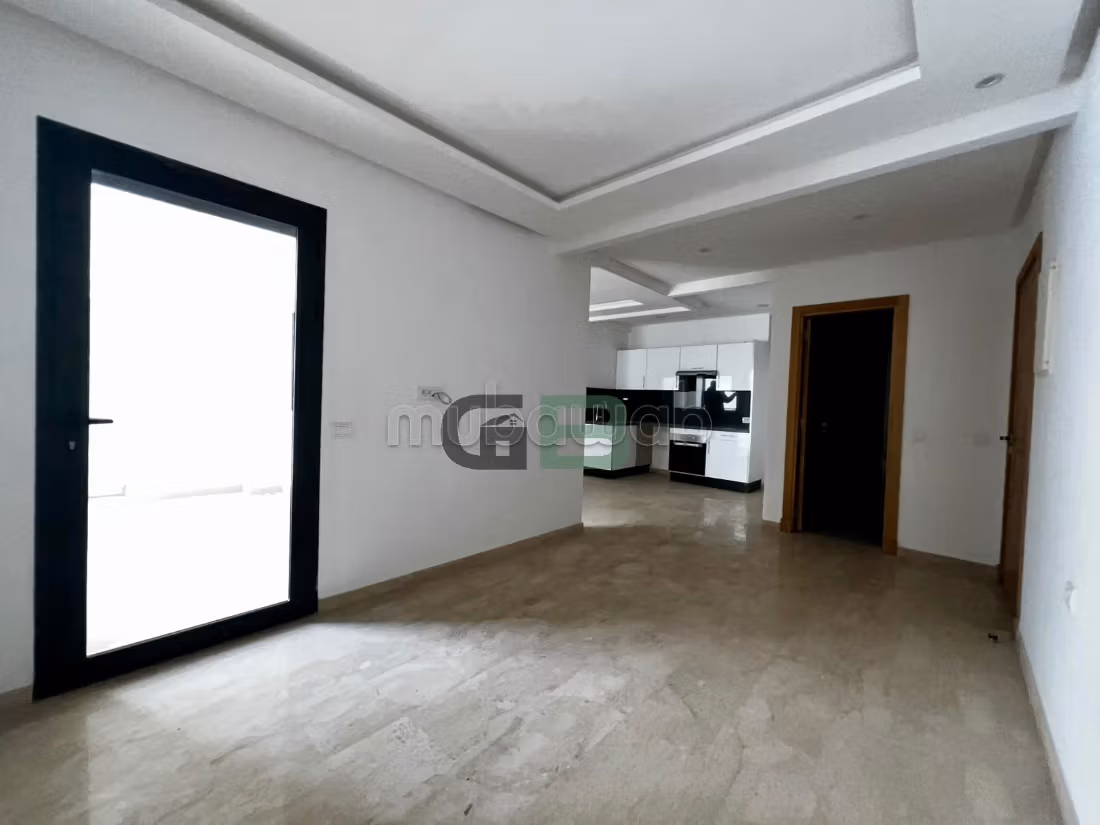 Loft neuf avec balcon – Plein cœur de Gauthier
