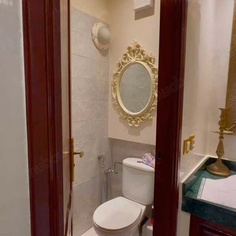 Appartement te Koop van 161.0 m² in Casablanca, Burger