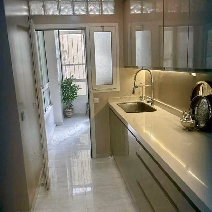 Appartement te Koop van 161.0 m² in Casablanca, Burger